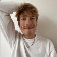 Bas, un chercheur d'emploi enthousiaste