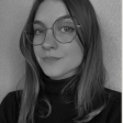 Portrait de Yuna Bernard, étudiante en architecture d'intérieur