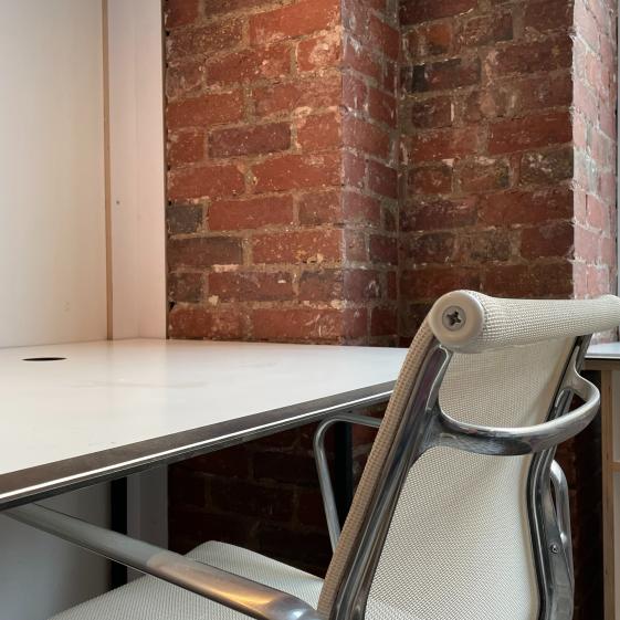 Chaise et table 