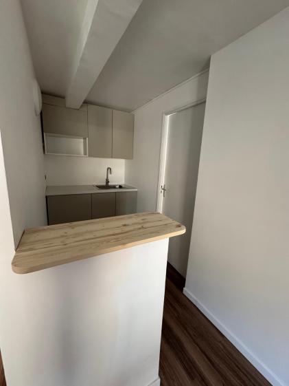 KITCHENETTE