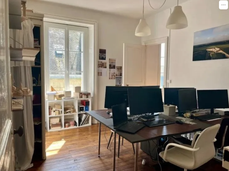 Bureau 1