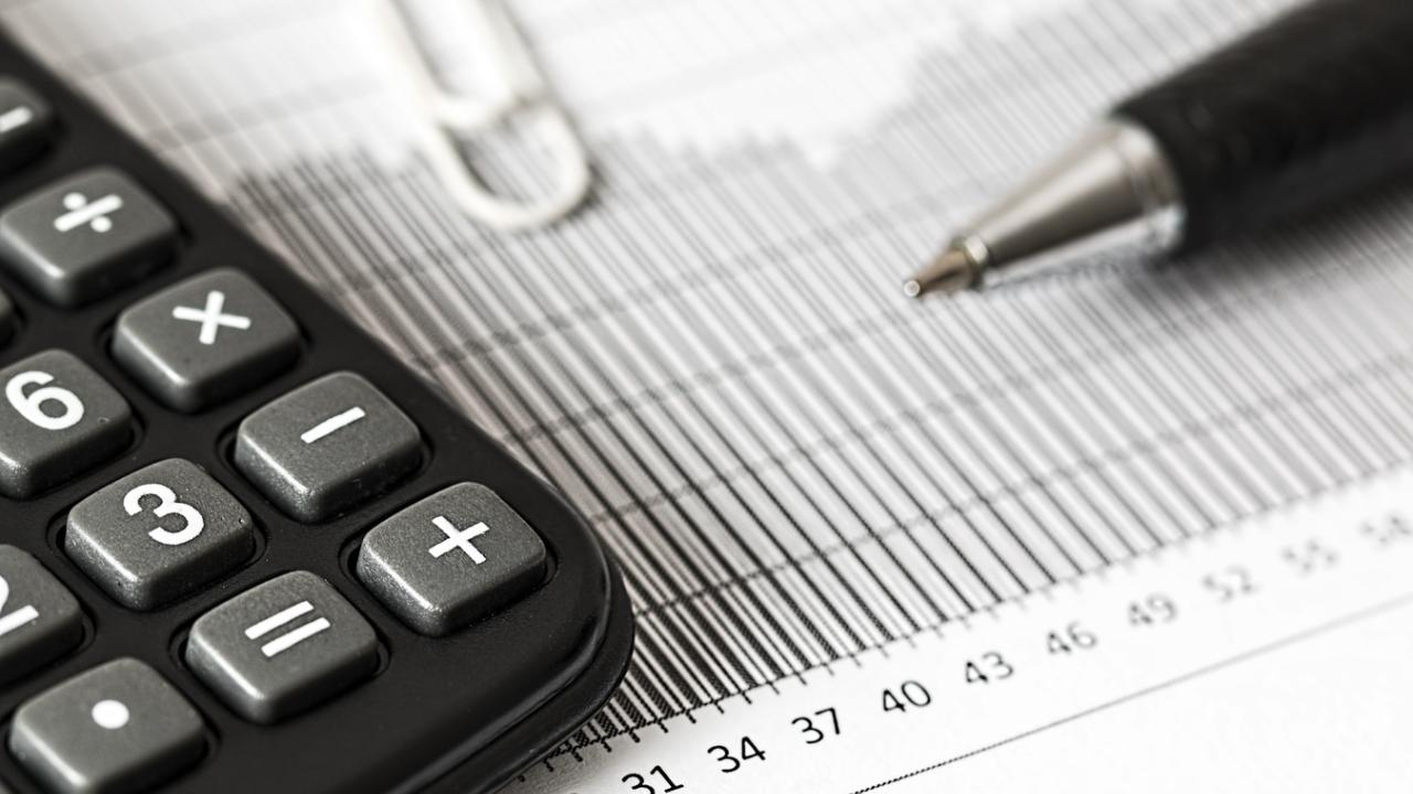 writing-work-pen-money-office-business-489765-pxhere.com_.jpg writing-work-pen-money-office-business-489765-pxhere.com_.jpg
