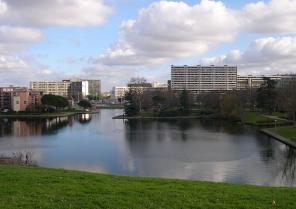 1440px-reynerieplaceabbalduhautdulac3.jpg