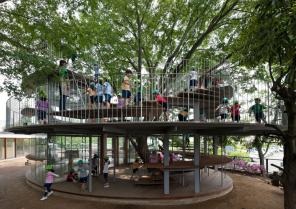 École Fuji Kindergarten de Tezuka Architects à Tokyo