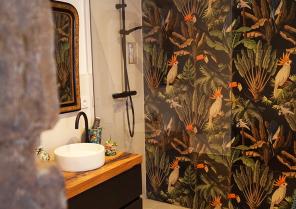 Petite salle de bain atypique