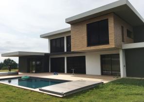 Villa d'exception à "emboitement de cubes"