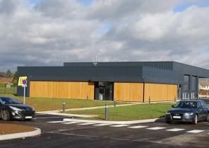 Atelier de Maintenance et bureaux de la société TLR à Marolles-sur-Seine (77)