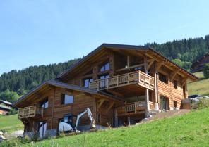 Conception d'un chalet de 600 m² dans la station de ski de Châtel (Haute-Savoie)