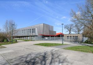 rocher-gpe-scolaire-coueron-5.jpg