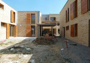 08-_jardin_des_maisons_et_vue_vers_la_venelle.jpg