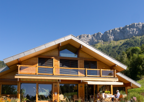 AD-Chalet bioclimatique Dingy-St-Clair-Façade Sud