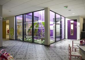 Crèche municipale Les Iris et bâtiment les Mimosas