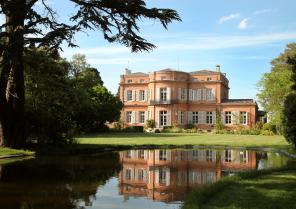 CHATEAU DE ROQUEFOULET 31 MONTGEARD