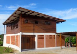 Vue extérieure sur entrée