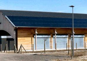 Salle des fêtes positive