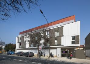 Sur avenue Paul Vaillant Couturier