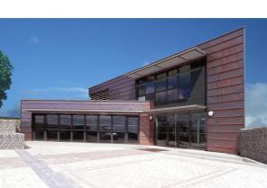 MAISON ADOLESCENTS A DOLE