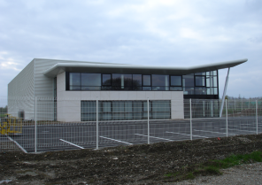 BATIMENT DE BUREAU ET DE STOCKAGE / ESCHAU