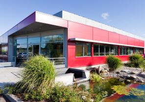 Hall + bureaux 3500 m2