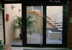 REAMENAGEMENT DE BUREAUX DANS UN ANCIEN BATIMENT INDUSTRIEL