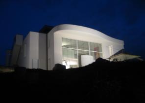 VILLA SUR LA COLLINE