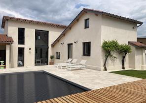 Petite maison devenue grande