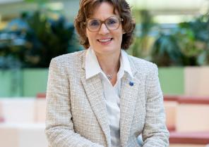 Jessika Roswall, Commissaire européenne 