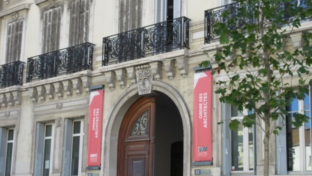 Entrée porte Ordre des Architectes PACA