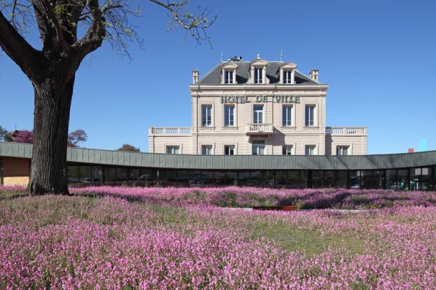 Hôtel de ville de Beaumont et parc Bopfingen Hôtel de ville de Beaumont et parc Bopfingen