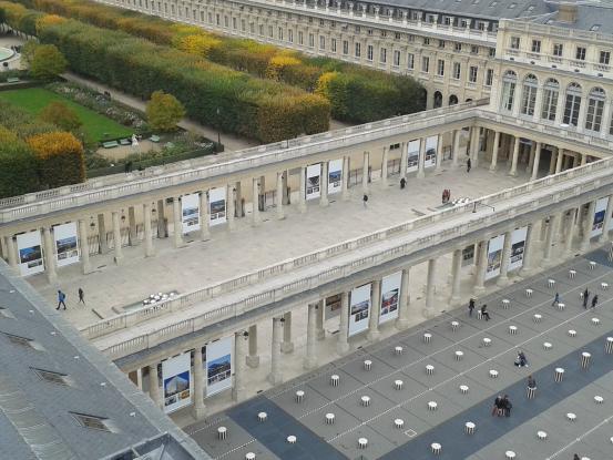 expopalaisroyalduhautdelacomediefrancaise.jpg