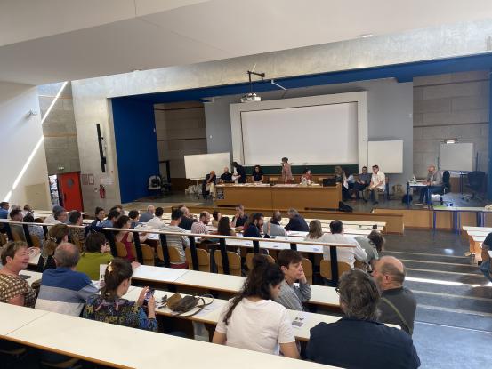 Amphi-ra23.jpg Amphi-ra23.jpg