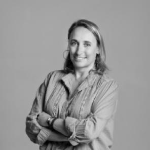 Delphine Pirrovani